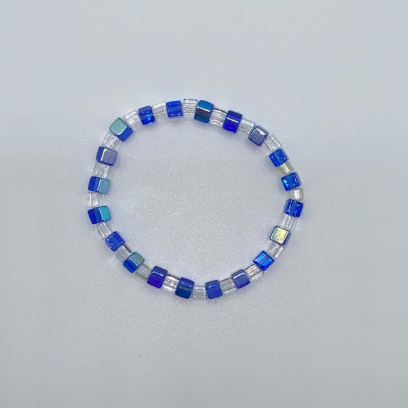 Handmade Glass Cube Bead Necklace & Bracelet Set - Picture 3 of 14